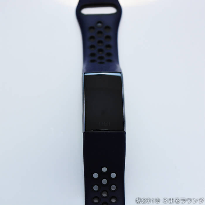 Fitbit Charge３柔らかシリコンバンド装着